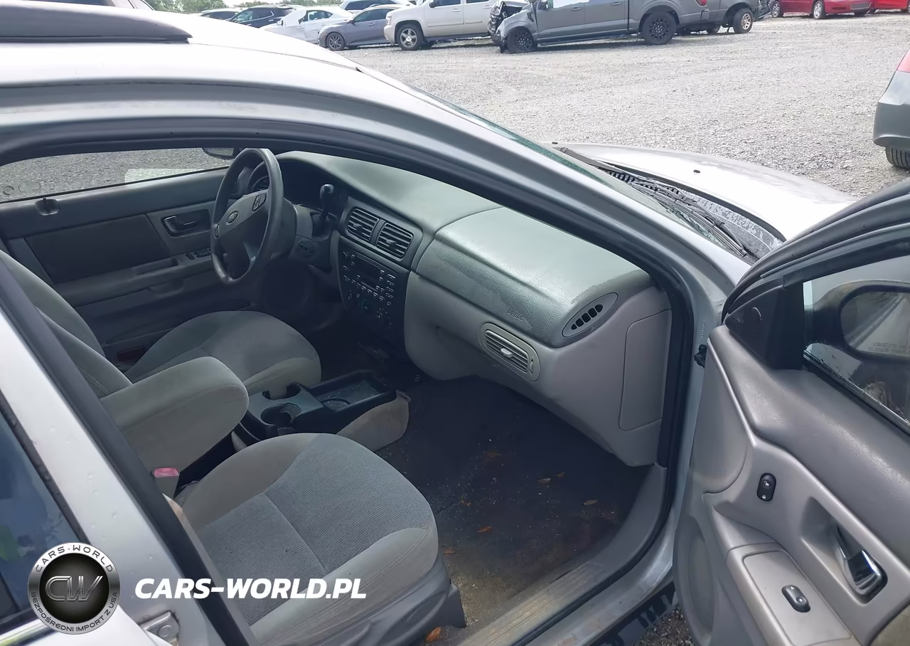 2002 Ford Taurus Se VIN:1FAHP58U72A268968 - 5