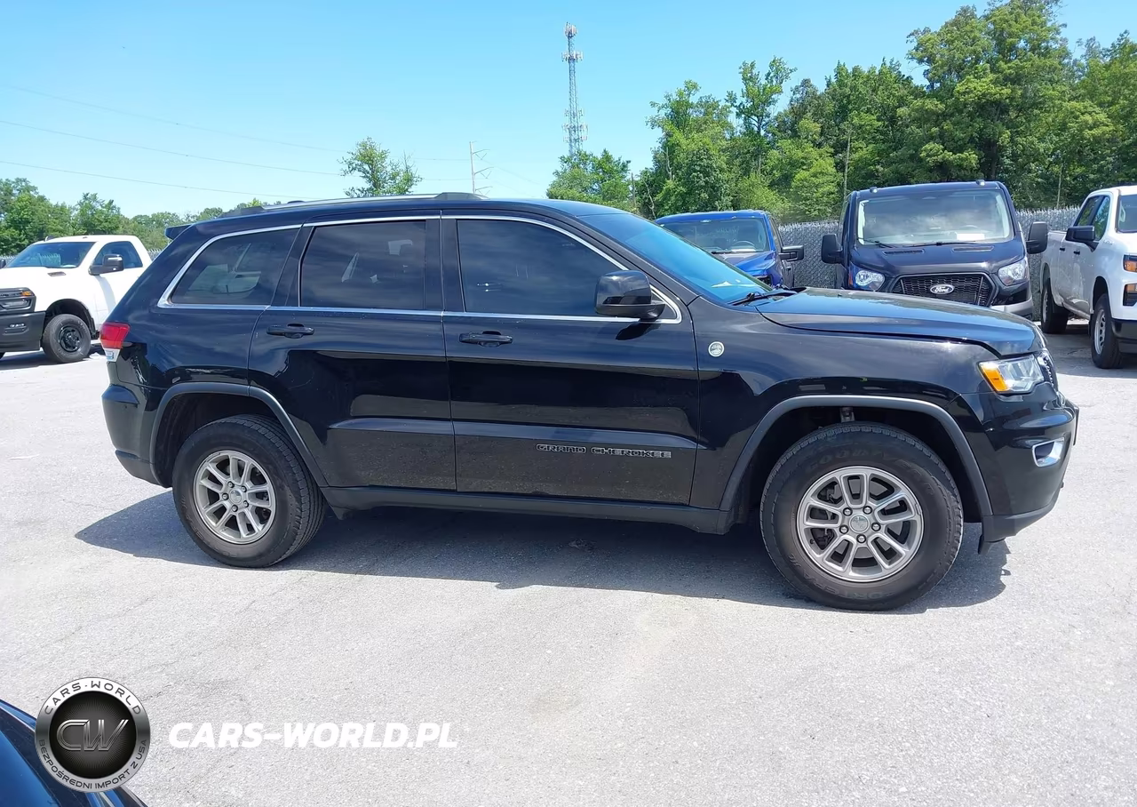 2020 Jeep Grand Cherokee Laredo E 4X4 VIN:1C4RJFAGXLC406258 - 13