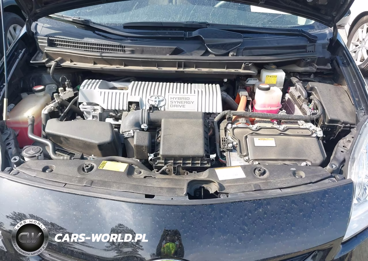 2015 Toyota Prius Two VIN:JTDKN3DU7F1911230 - 10