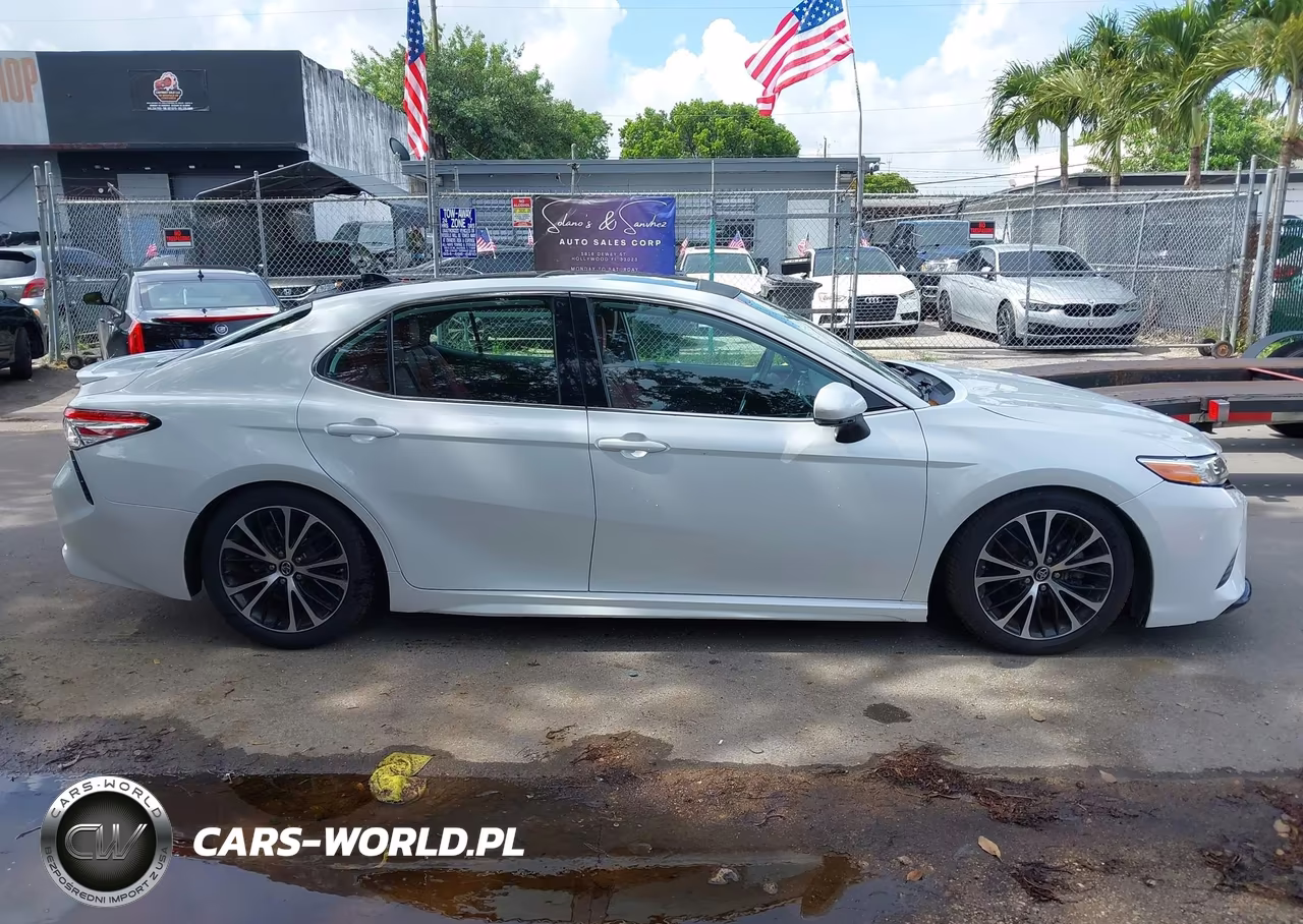 2020 Toyota Camry Xse VIN:4T1K61AK6LU338167 - 13