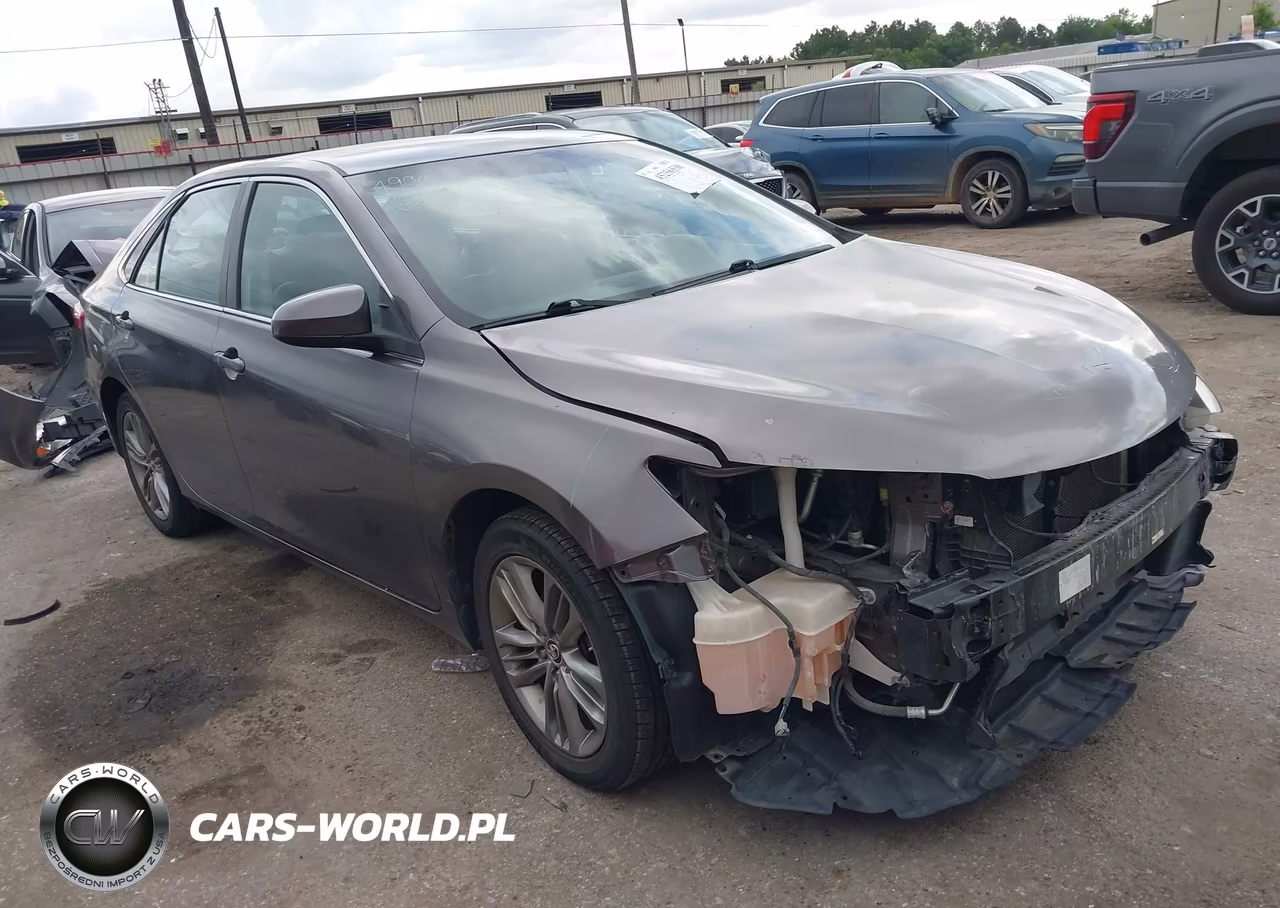 2016 Toyota Camry Se – zdjęcie 1 z 16
