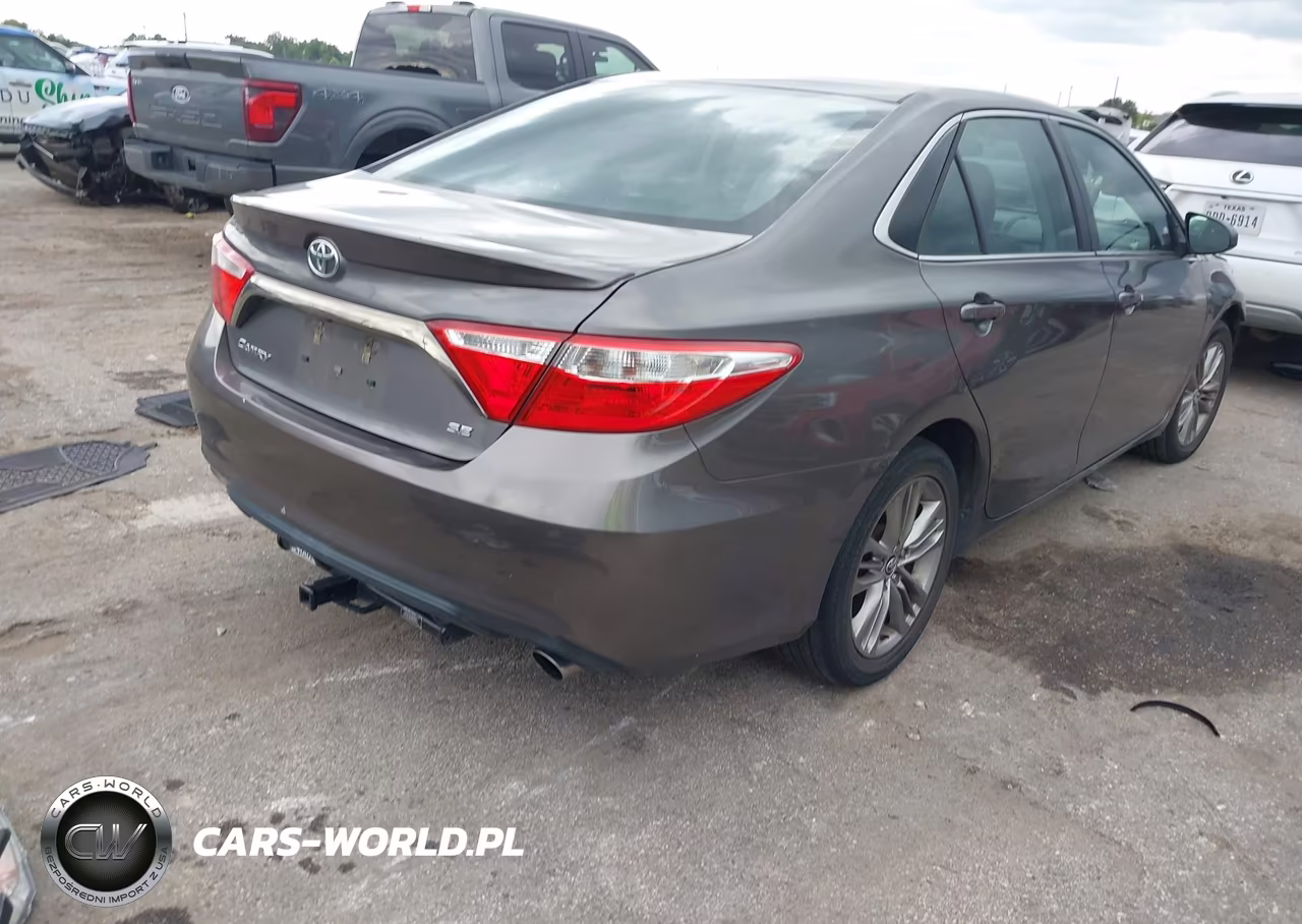 2016 Toyota Camry Se VIN:4T1BF1FK6GU522636 - 4