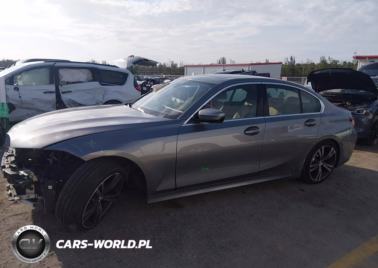 2024 BMW 330I VIN:3MW69FF0XR8E10749 - 14