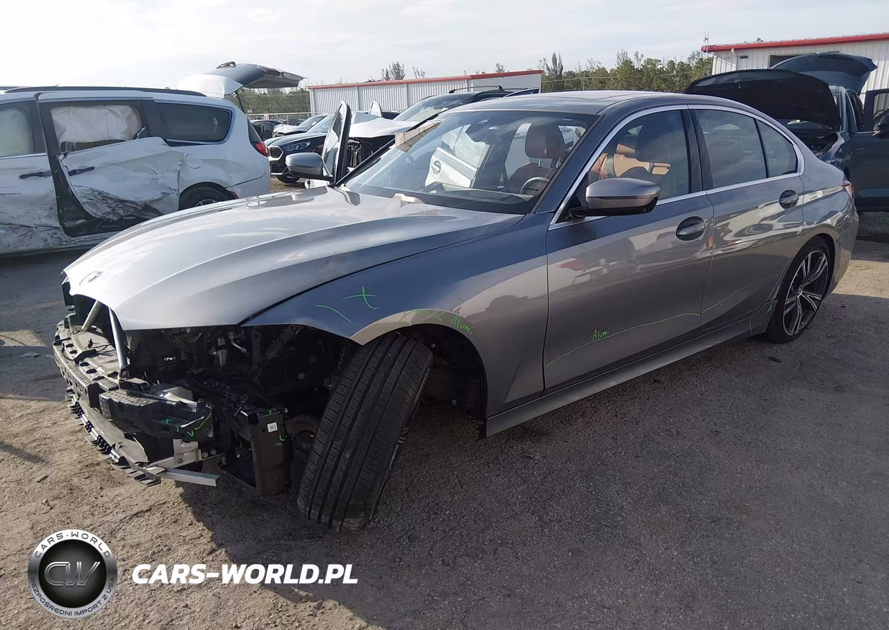 2024 BMW 330I VIN:3MW69FF0XR8E10749 - 2