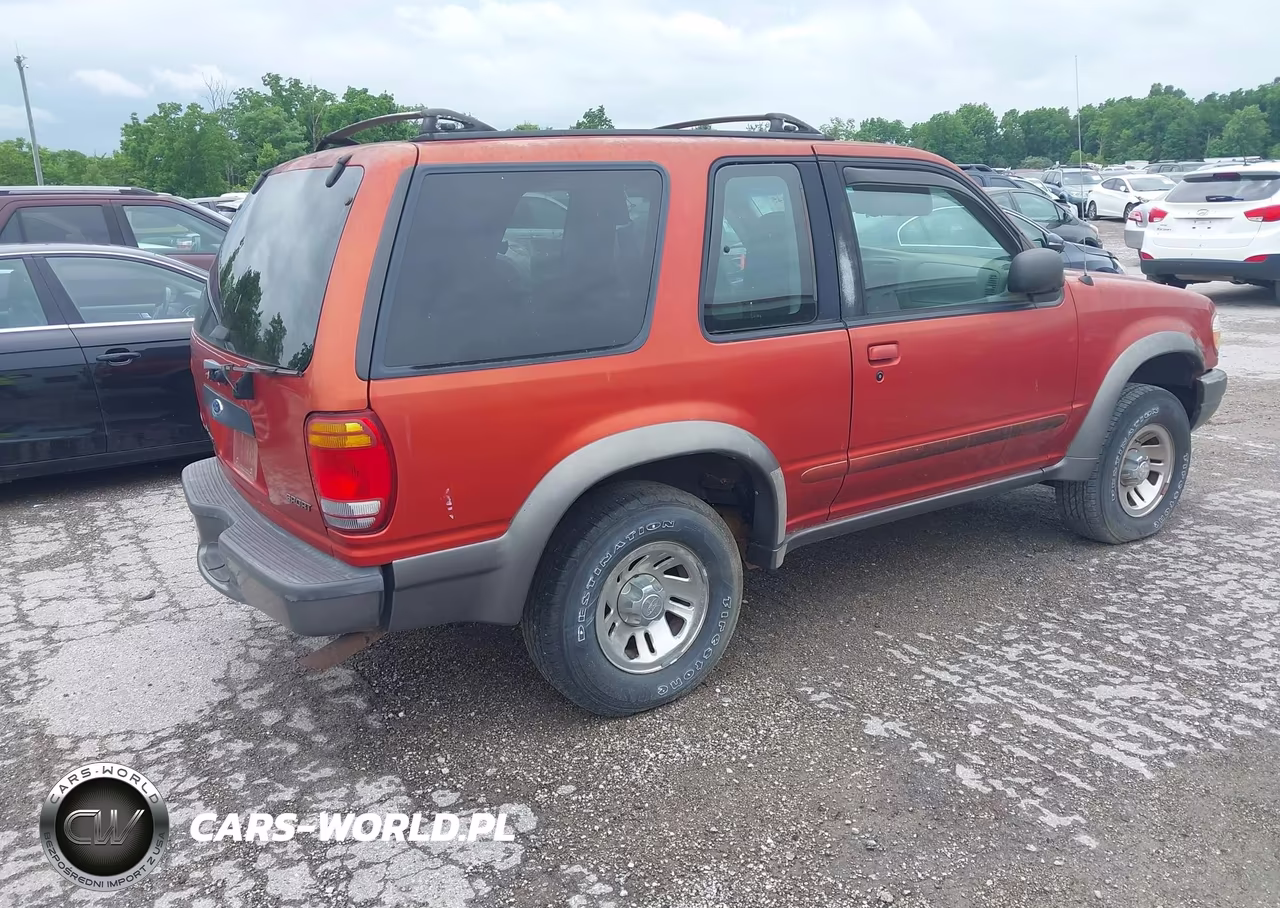 1999 Ford Explorer Sport VIN:1FMYU22E9XUA61129 - 4