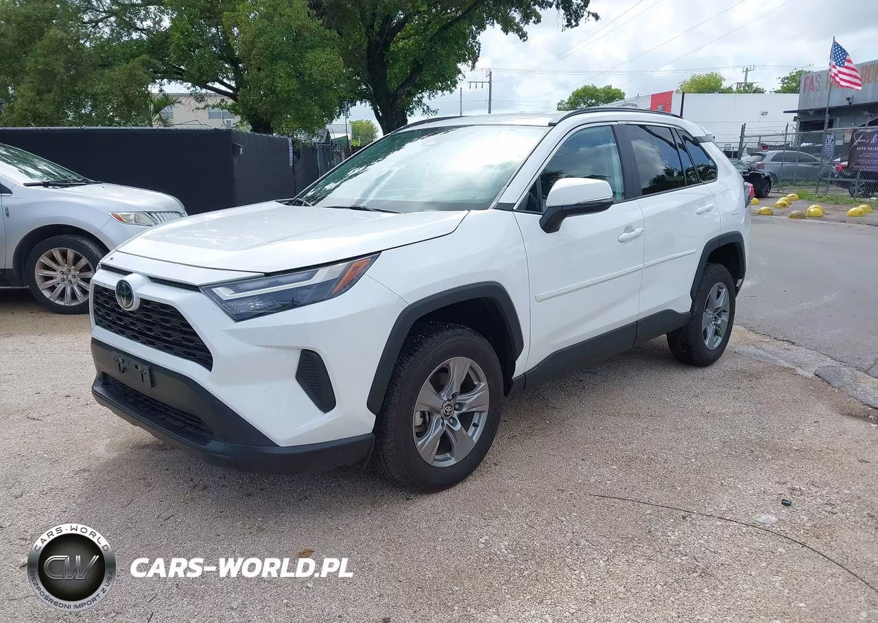 2025 Toyota Rav4 Xle VIN:2T3P1RFV1SW575371 - 2