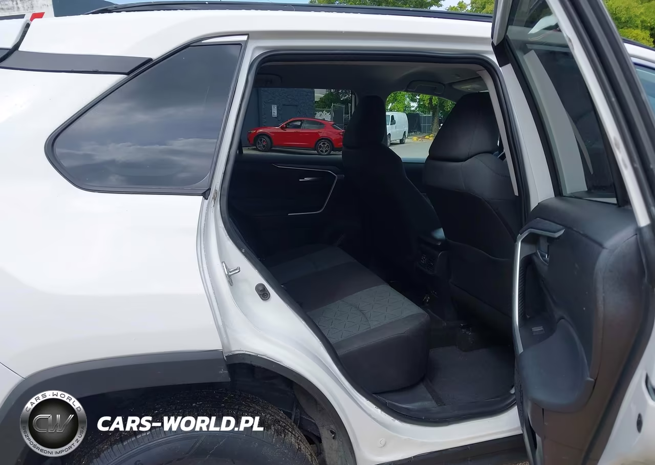 2025 Toyota Rav4 Xle VIN:2T3P1RFV1SW575371 - 8