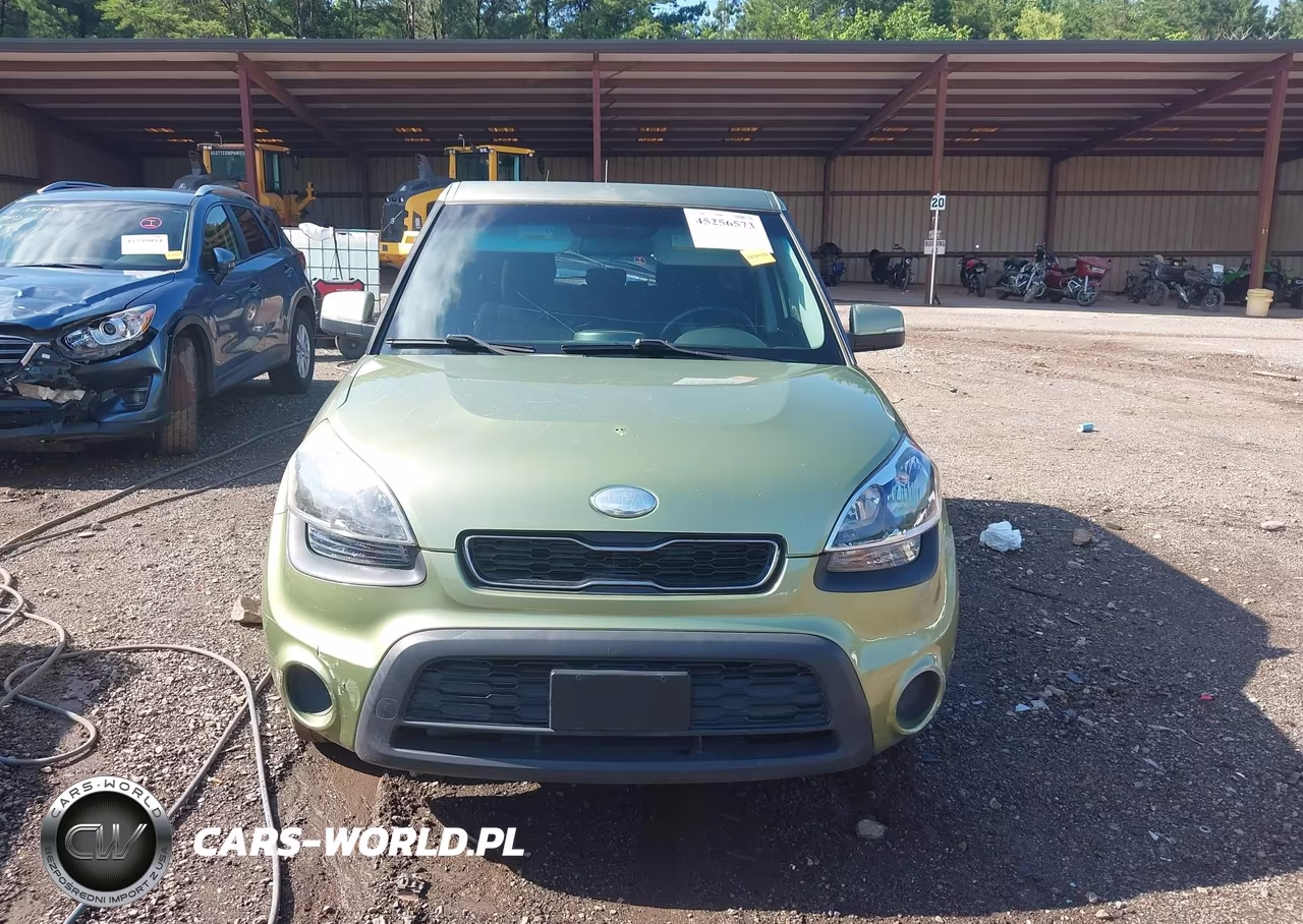 2013 Kia Soul + VIN:KNDJT2A66D7483145 - 12