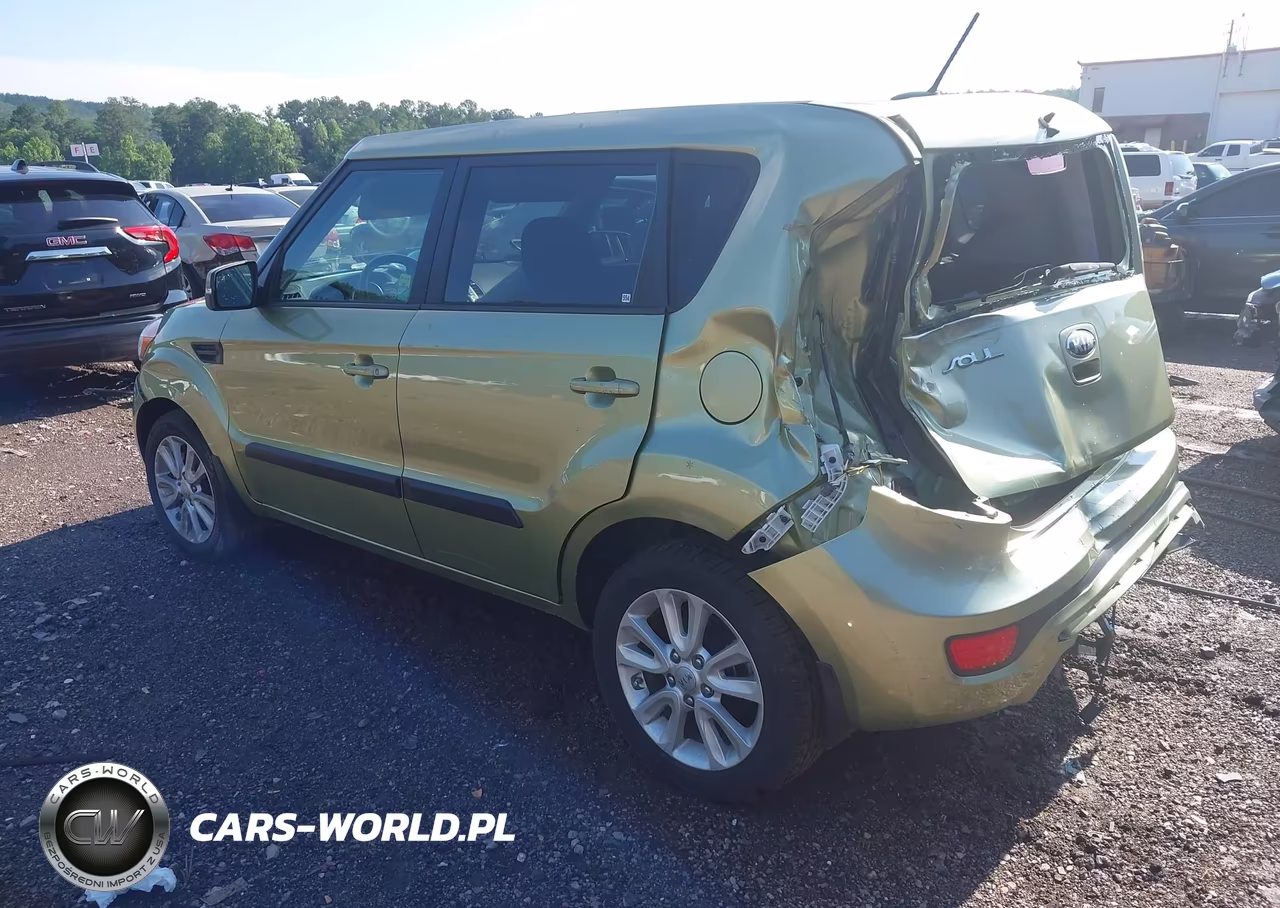 2013 Kia Soul + VIN:KNDJT2A66D7483145 - 3