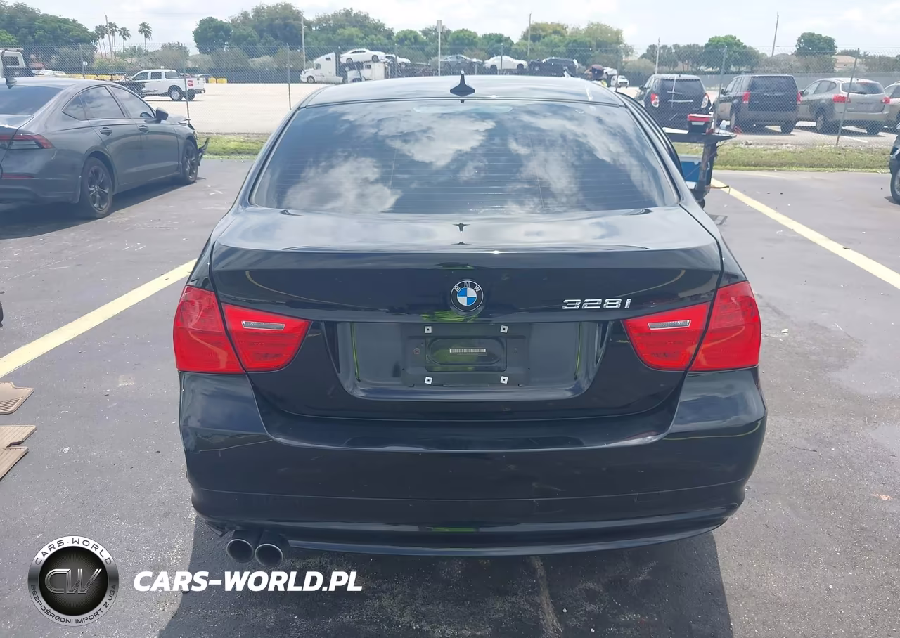 2011 BMW 328I xDrive VIN:WBAPK5C53BA660296 - 16