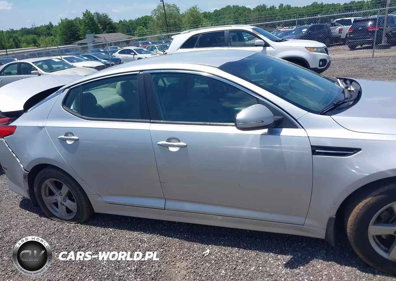 2015 Kia Optima Lx VIN:5XXGM4A78FG398216 - 13