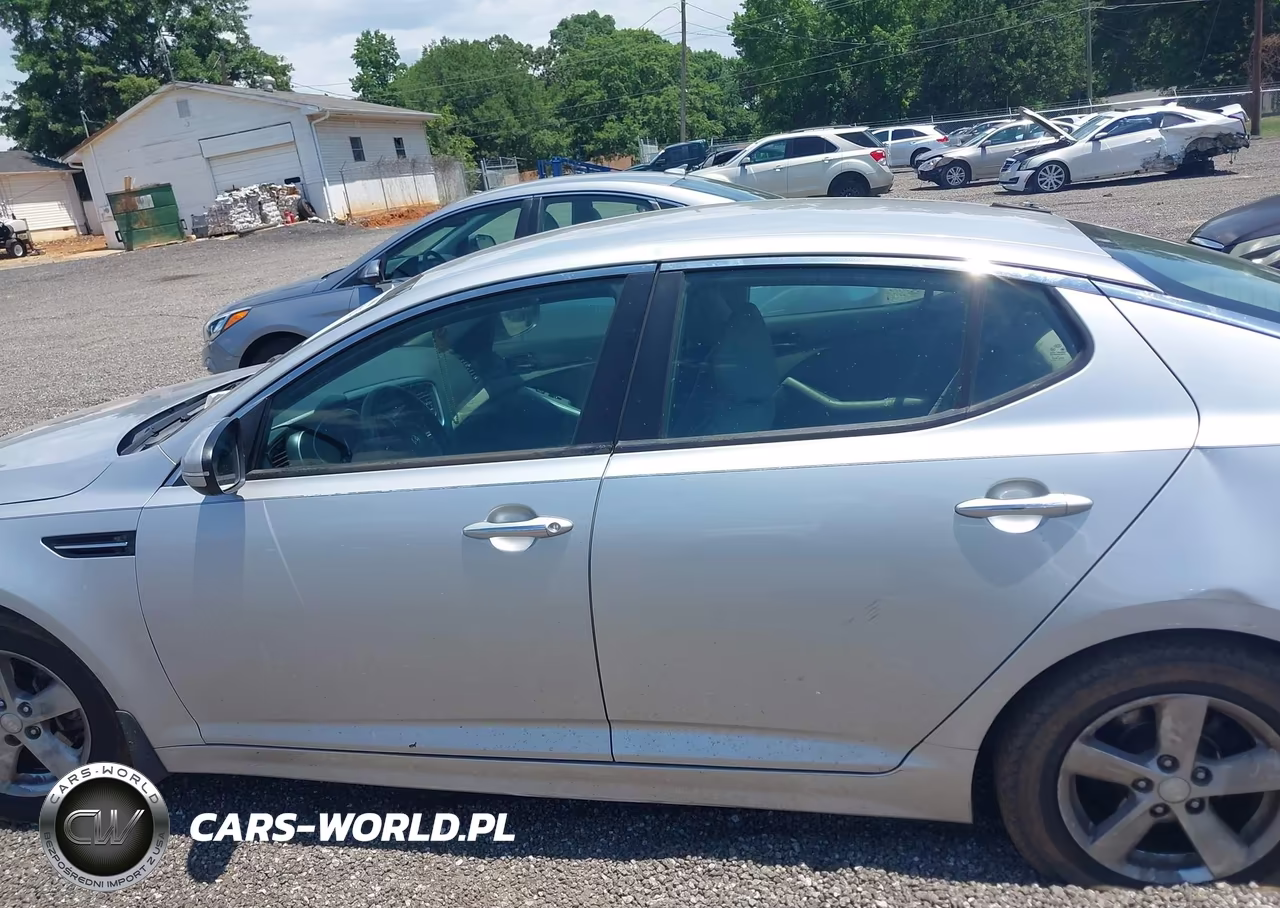 2015 Kia Optima Lx VIN:5XXGM4A78FG398216 - 14