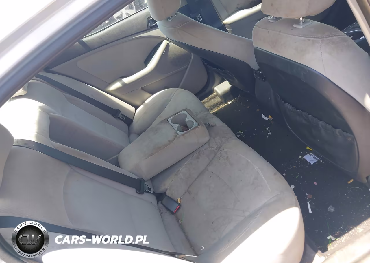 2015 Kia Optima Lx VIN:5XXGM4A78FG398216 - 8