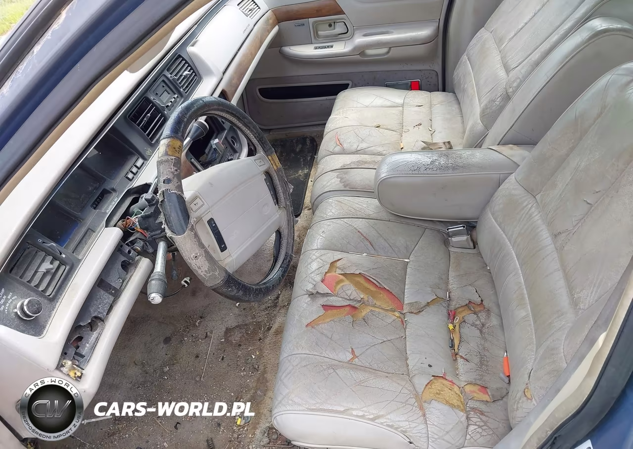 1992 Ford Crown Victoria Lx VIN:2FACP74W3NX169153 - 14