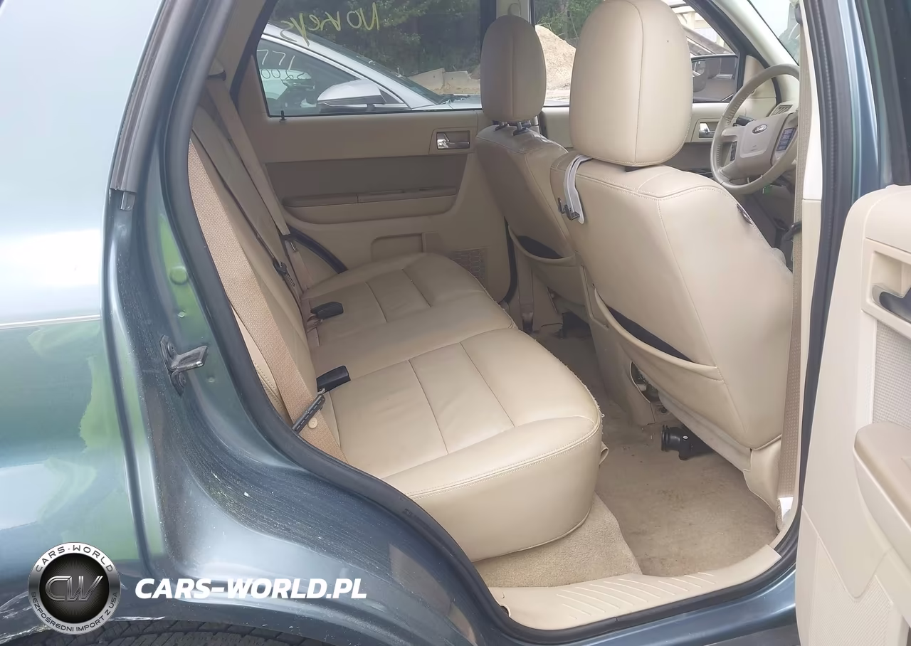 2010 Ford Escape Limited VIN:1FMCU9EG7AKA73153 - 8