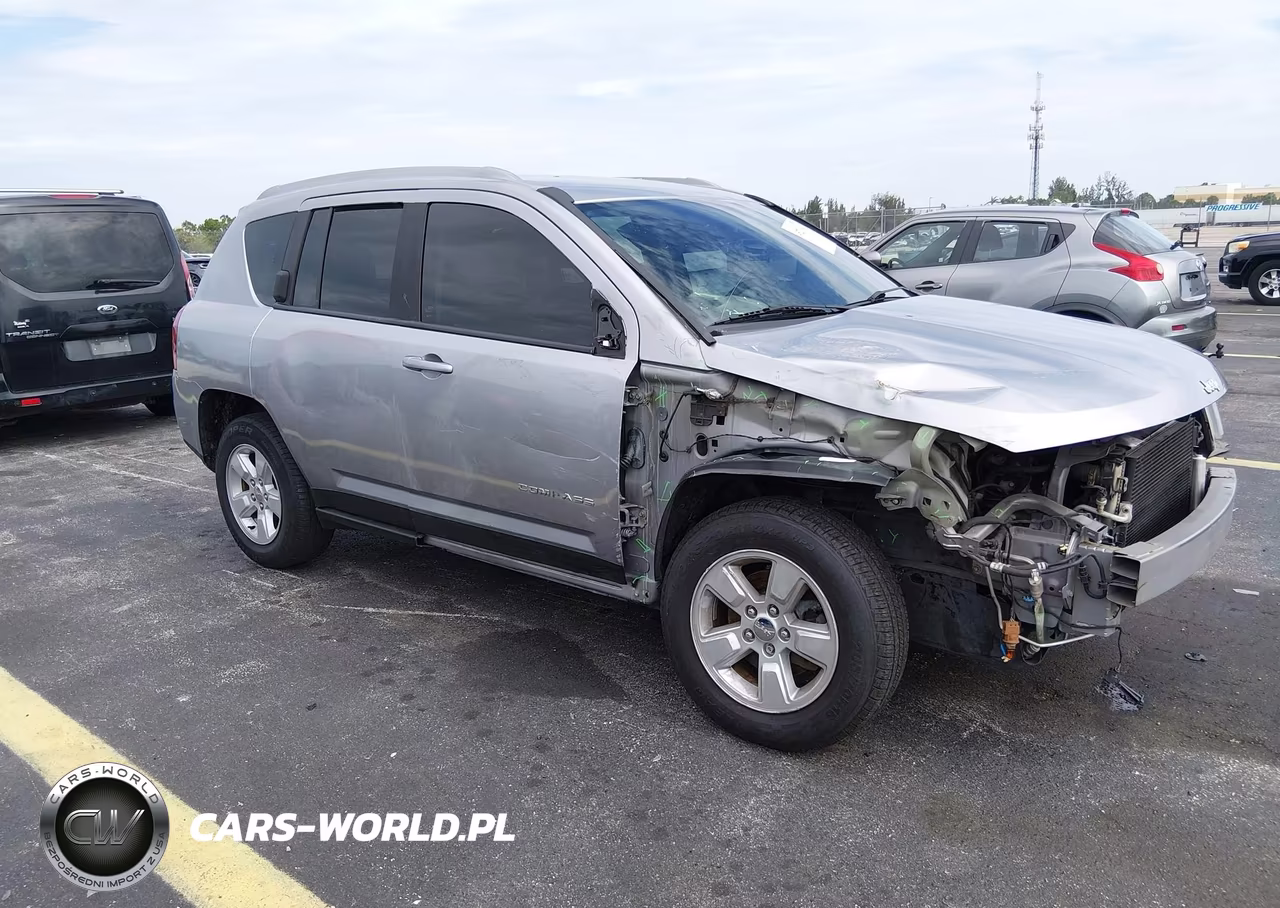 2017 Jeep Compass Latitude Fwd