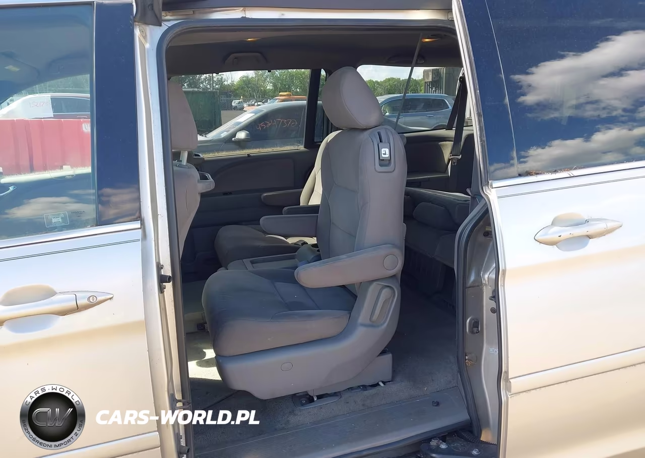 2008 Honda Odyssey Ex VIN:5FNRL38448B101000 - 8