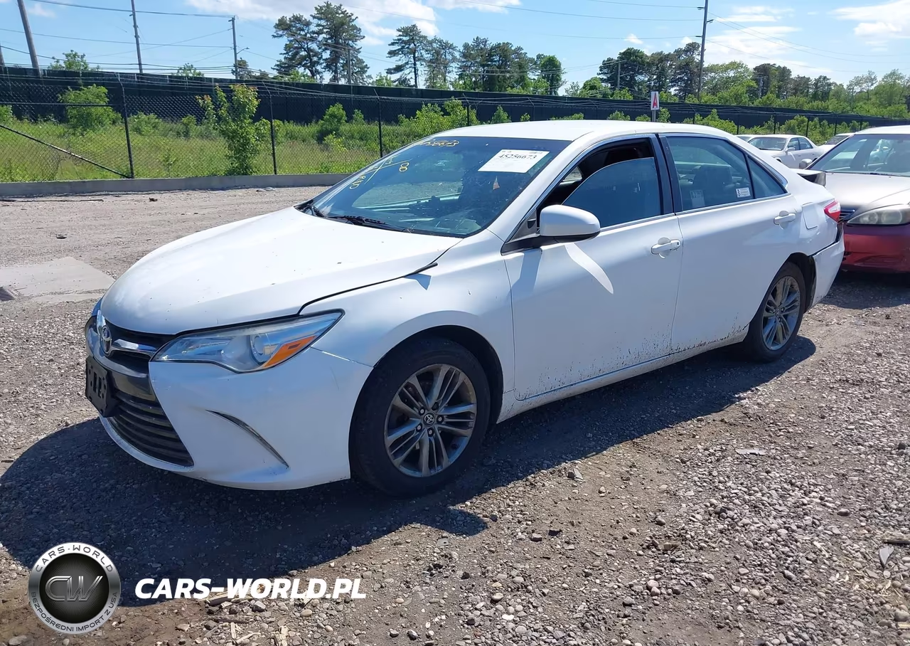 2016 Toyota Camry Le VIN:4T1BF1FK5GU193895 - 2