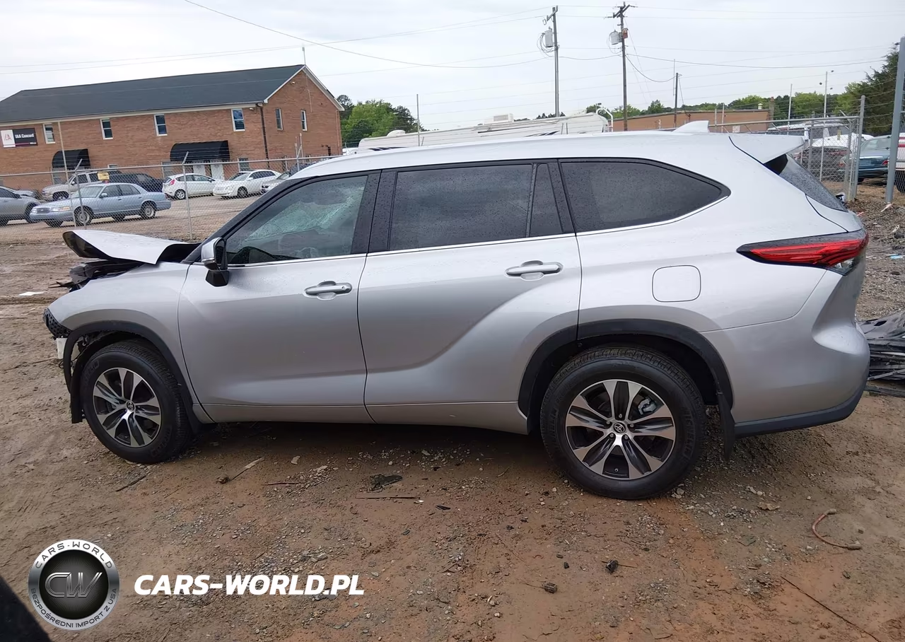 2023 Toyota Highlander Xle VIN:5TDKDRAH0PS518736 - 15