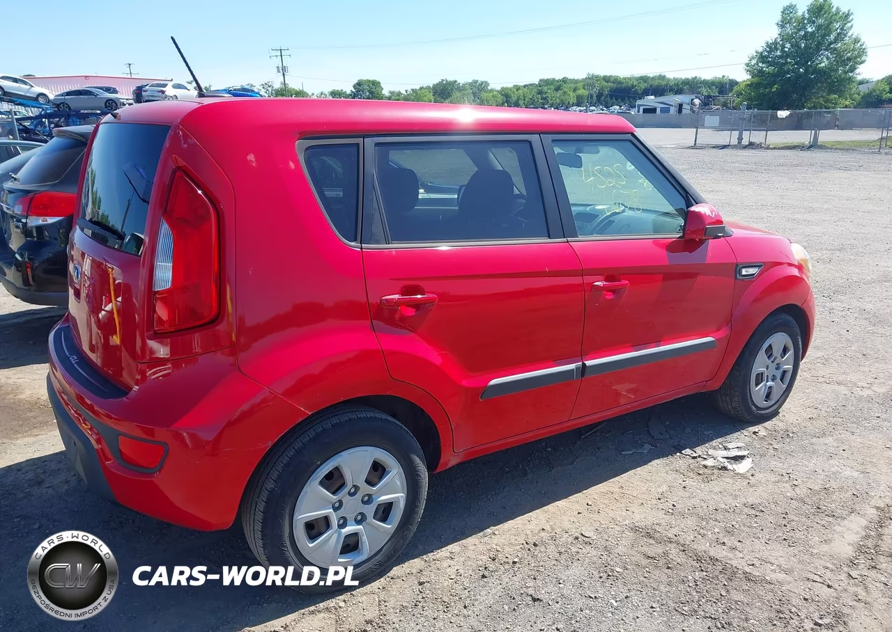 2013 Kia Soul VIN:KNDJT2A5XD7491482 - 4