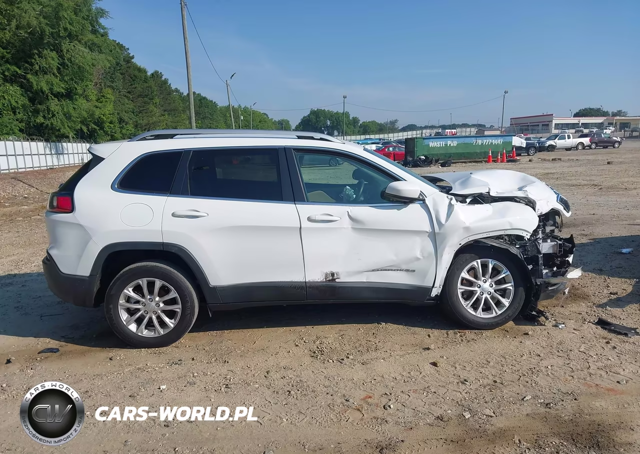 2019 Jeep Cherokee Latitude Fwd VIN:1C4PJLCB5KD370947 - 13
