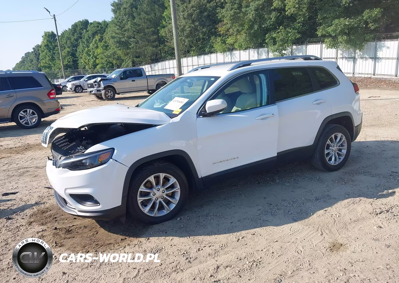 2019 Jeep Cherokee Latitude Fwd VIN:1C4PJLCB5KD370947 - 2