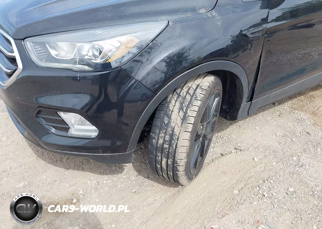 2019 Ford Escape Se VIN:1FMCU9GDXKUA23422 - 6