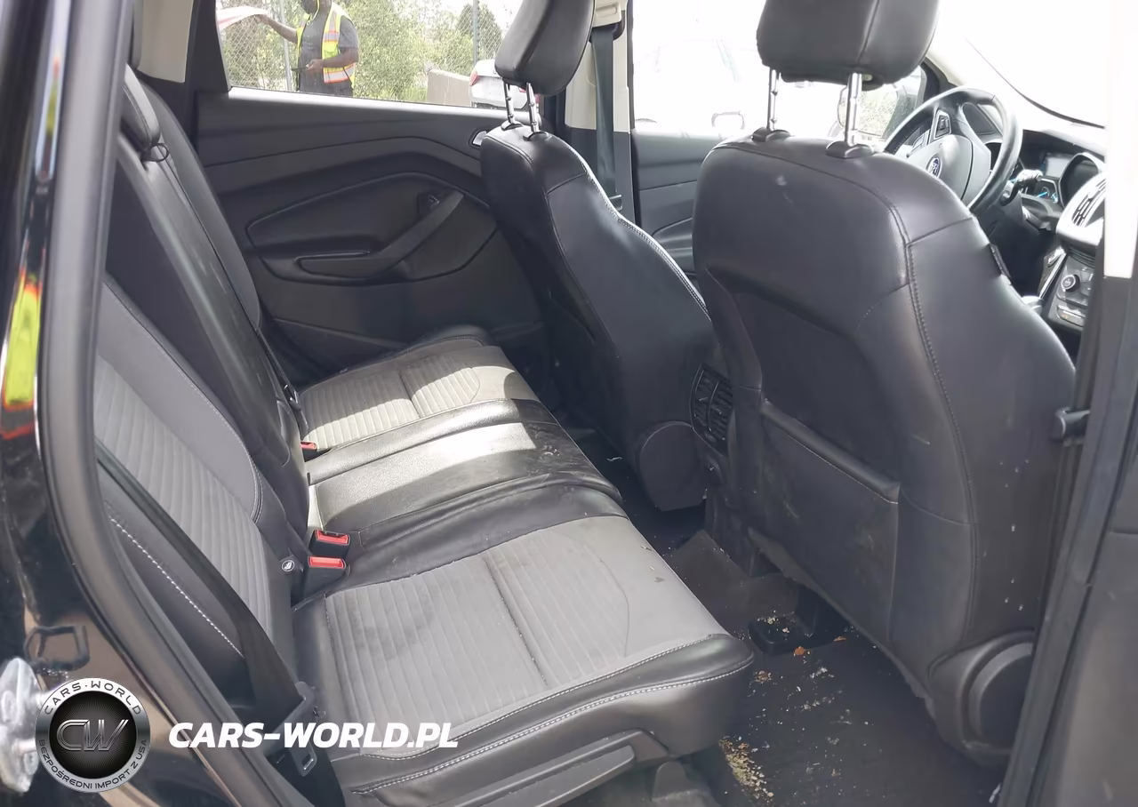 2019 Ford Escape Se VIN:1FMCU9GDXKUA23422 - 8