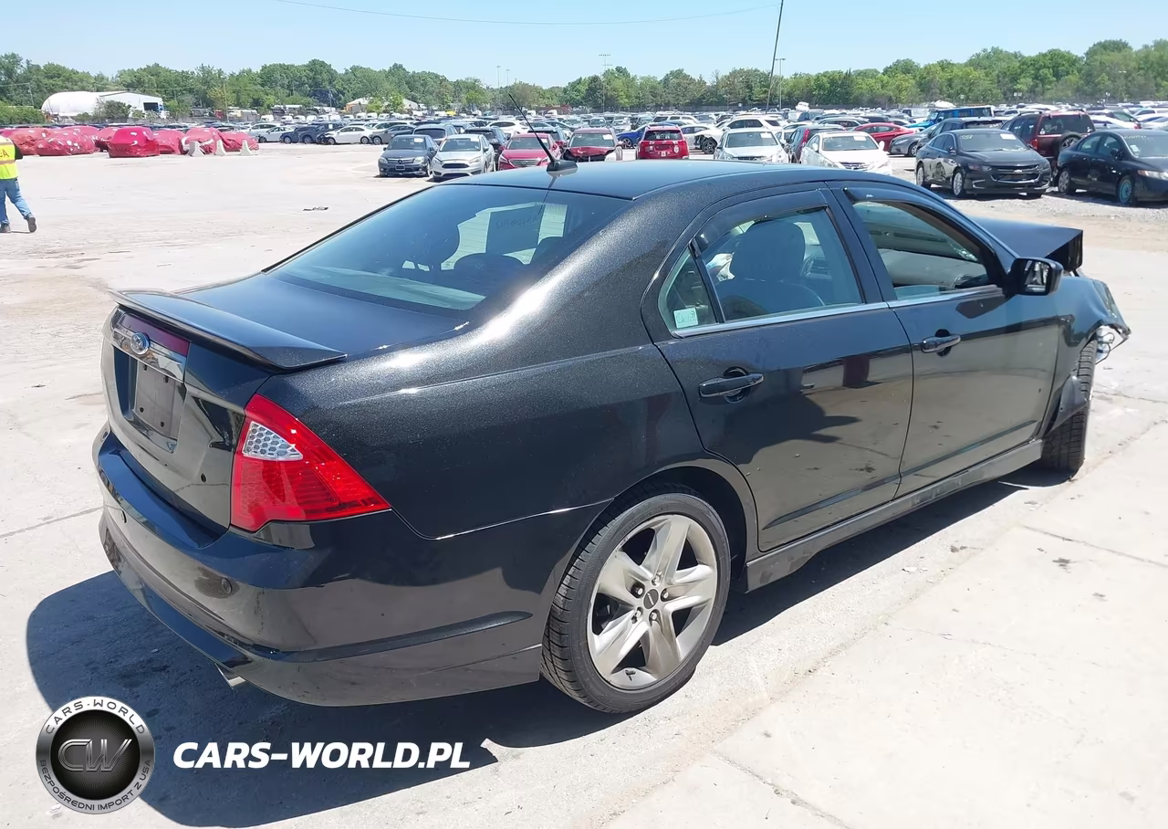 2011 Ford Fusion Sport VIN:3FAHP0KC3BR296243 - 4