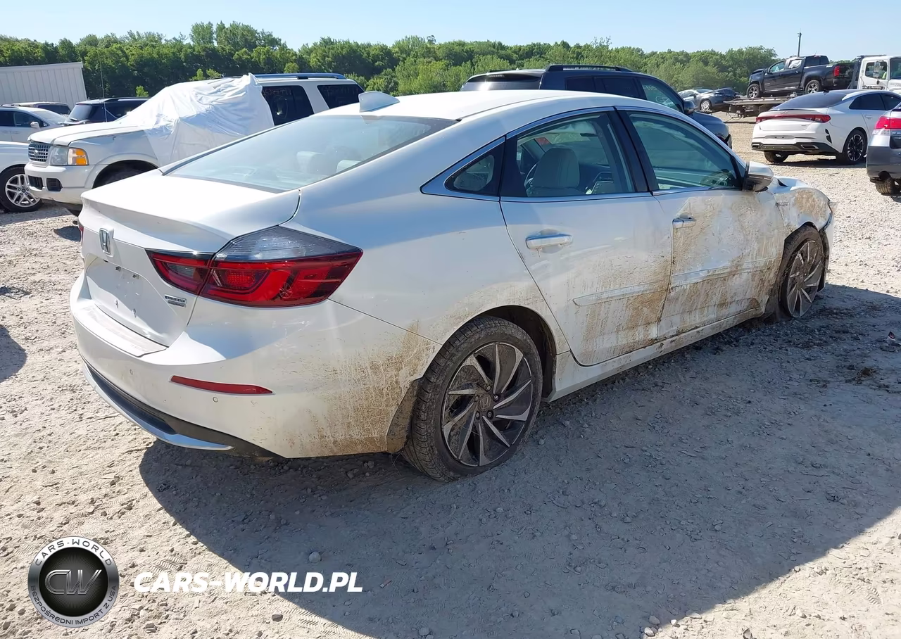 2019 Honda Insight Touring VIN:19XZE4F94KE004925 - 4