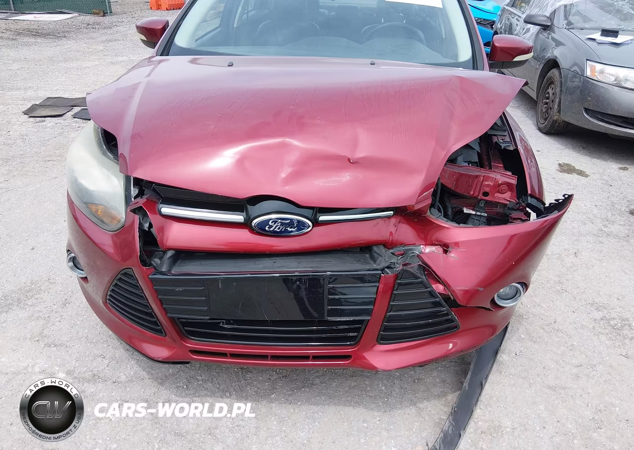 2014 Ford Focus Titanium VIN:1FADP3J26EL105412 - 12