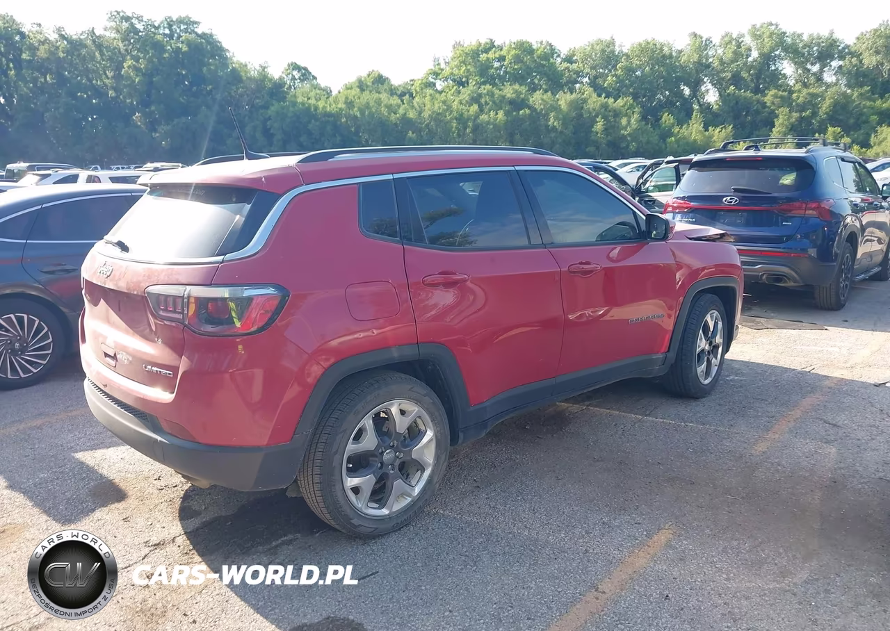 2019 Jeep Compass Limited Fwd VIN:3C4NJCCB1KT769386 - 4