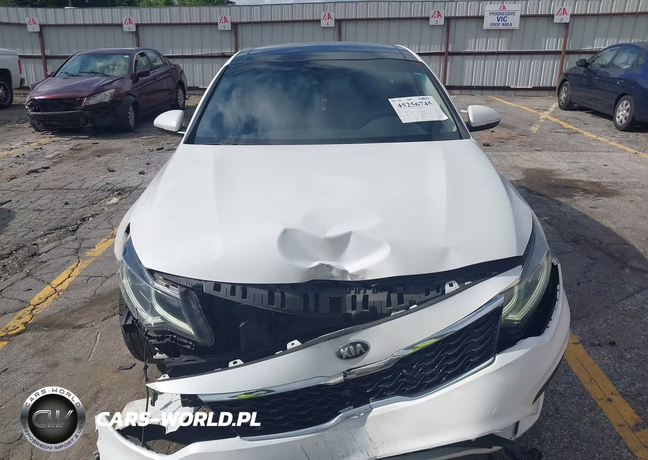 2019 Kia Optima S VIN:5XXGT4L39KG356354 - 12
