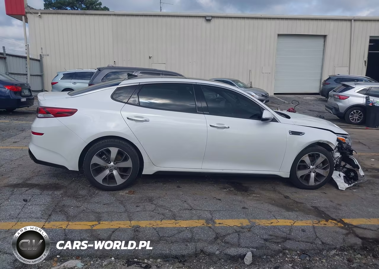 2019 Kia Optima S VIN:5XXGT4L39KG356354 - 13