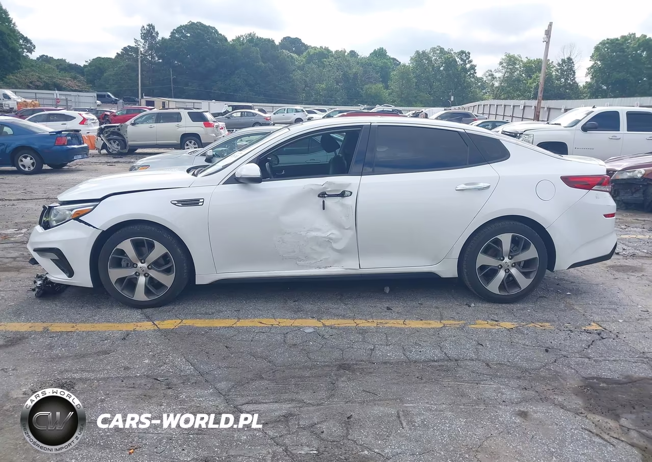 2019 Kia Optima S VIN:5XXGT4L39KG356354 - 14