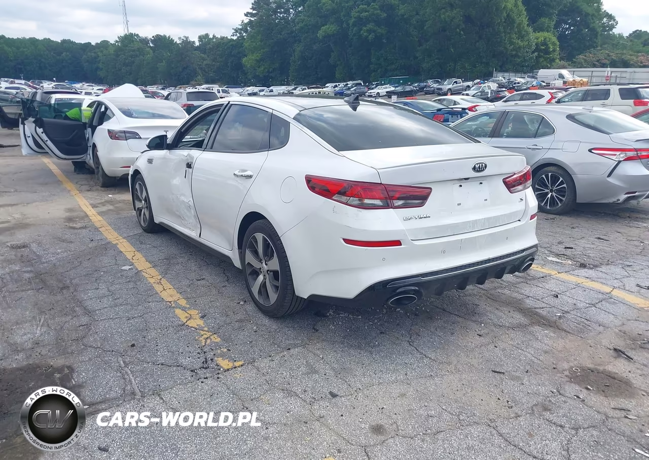 2019 Kia Optima S VIN:5XXGT4L39KG356354 - 3