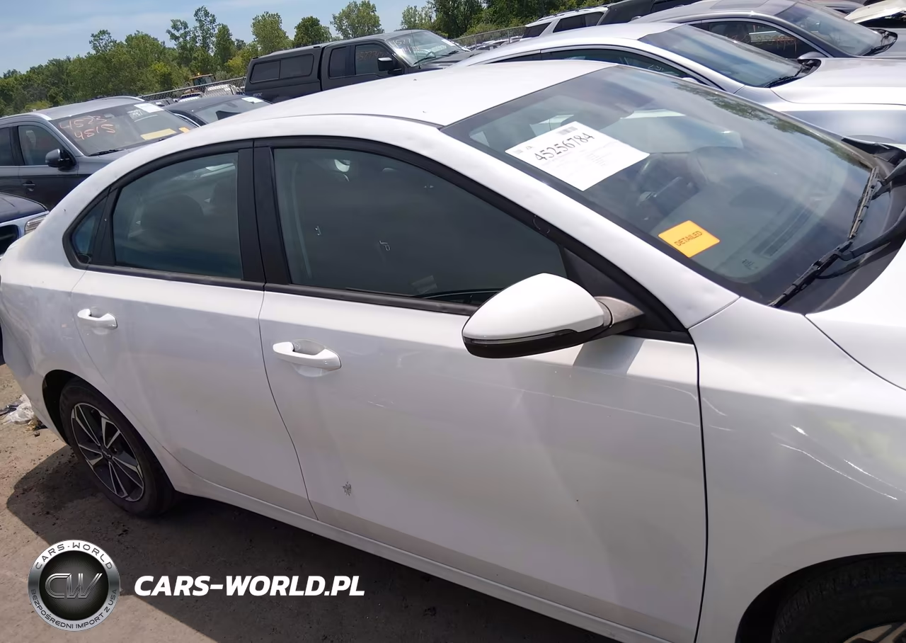 2023 Kia Forte Lxs VIN:3KPF24AD7PE687234 - 13