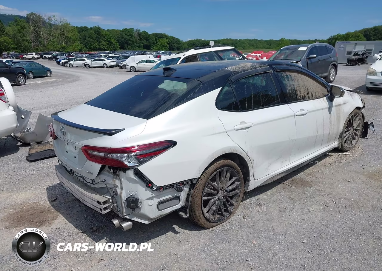 2021 Toyota Camry Xse VIN:4T1K61AK3MU453388 - 4