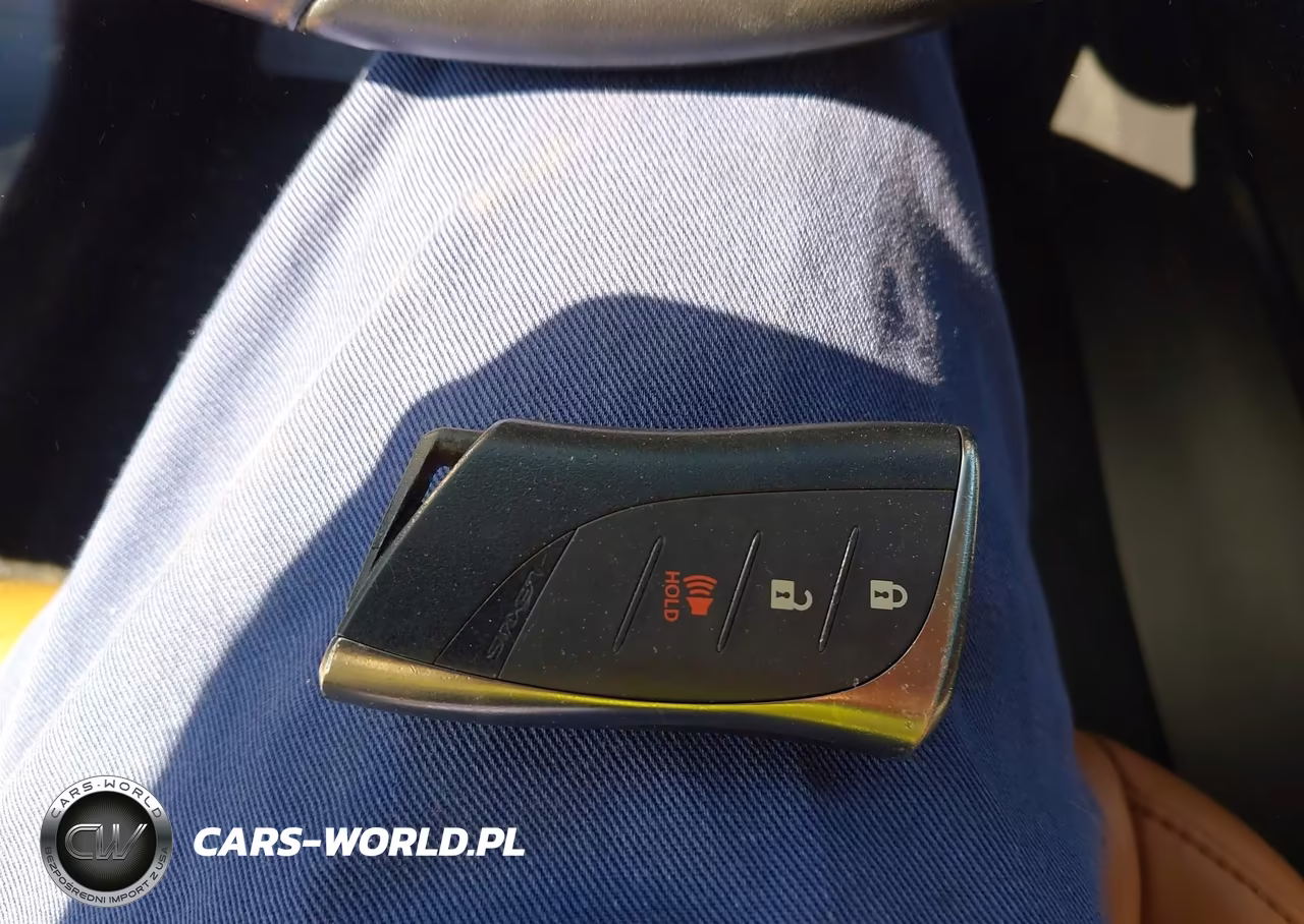 2022 Lexus Ux 200 VIN:JTHX3JBH4N2046388 - 11