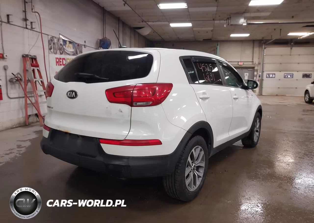 2016 Kia Sportage Lx VIN:KNDPBCACXG7878037 - 4