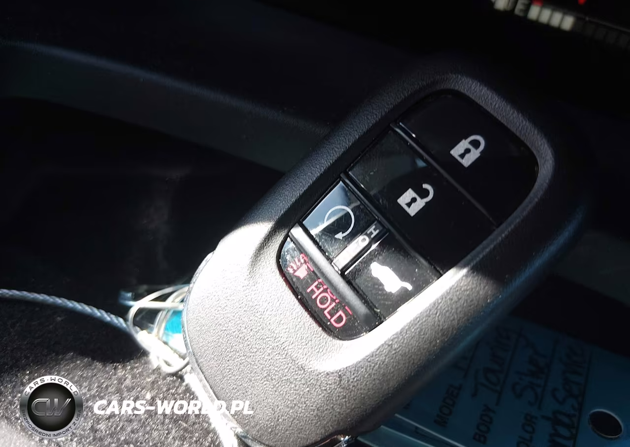 2025 Honda Pilot Touring VIN:5FNYG1H75SB133802 - 11