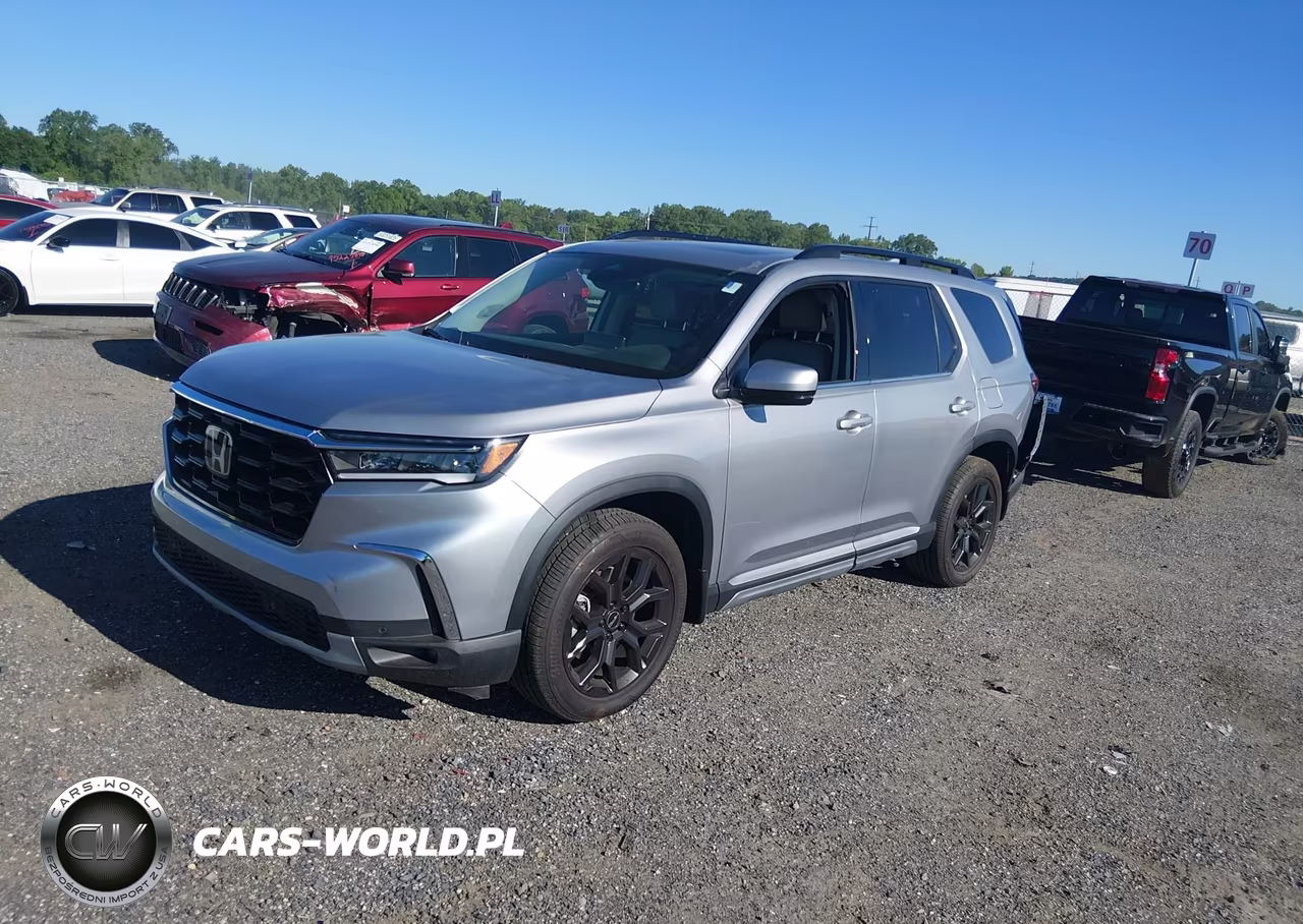 2025 Honda Pilot Touring VIN:5FNYG1H75SB133802 - 2