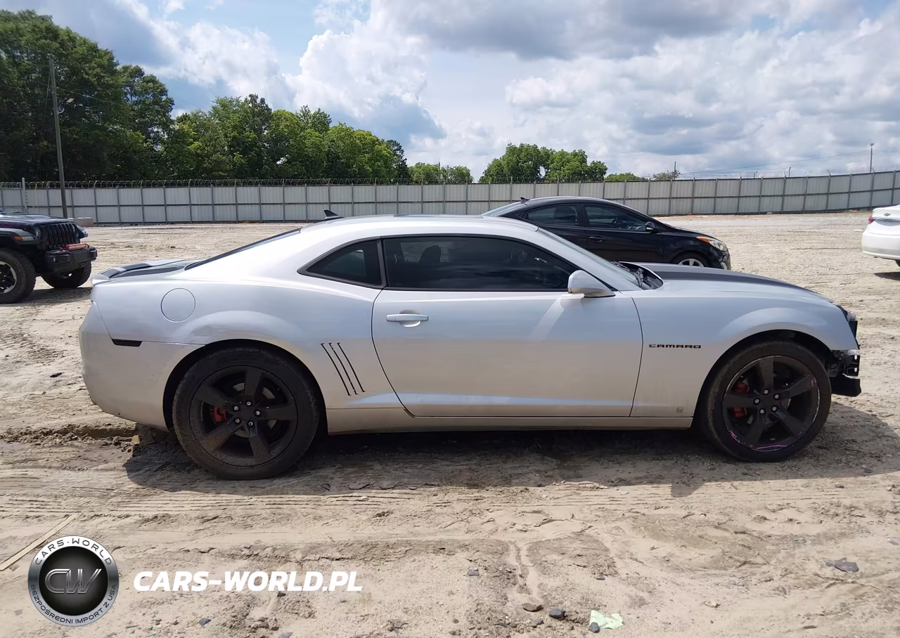 2010 Chevrolet Camaro 1Lt VIN:2G1FB1EVXA9142628 - 13