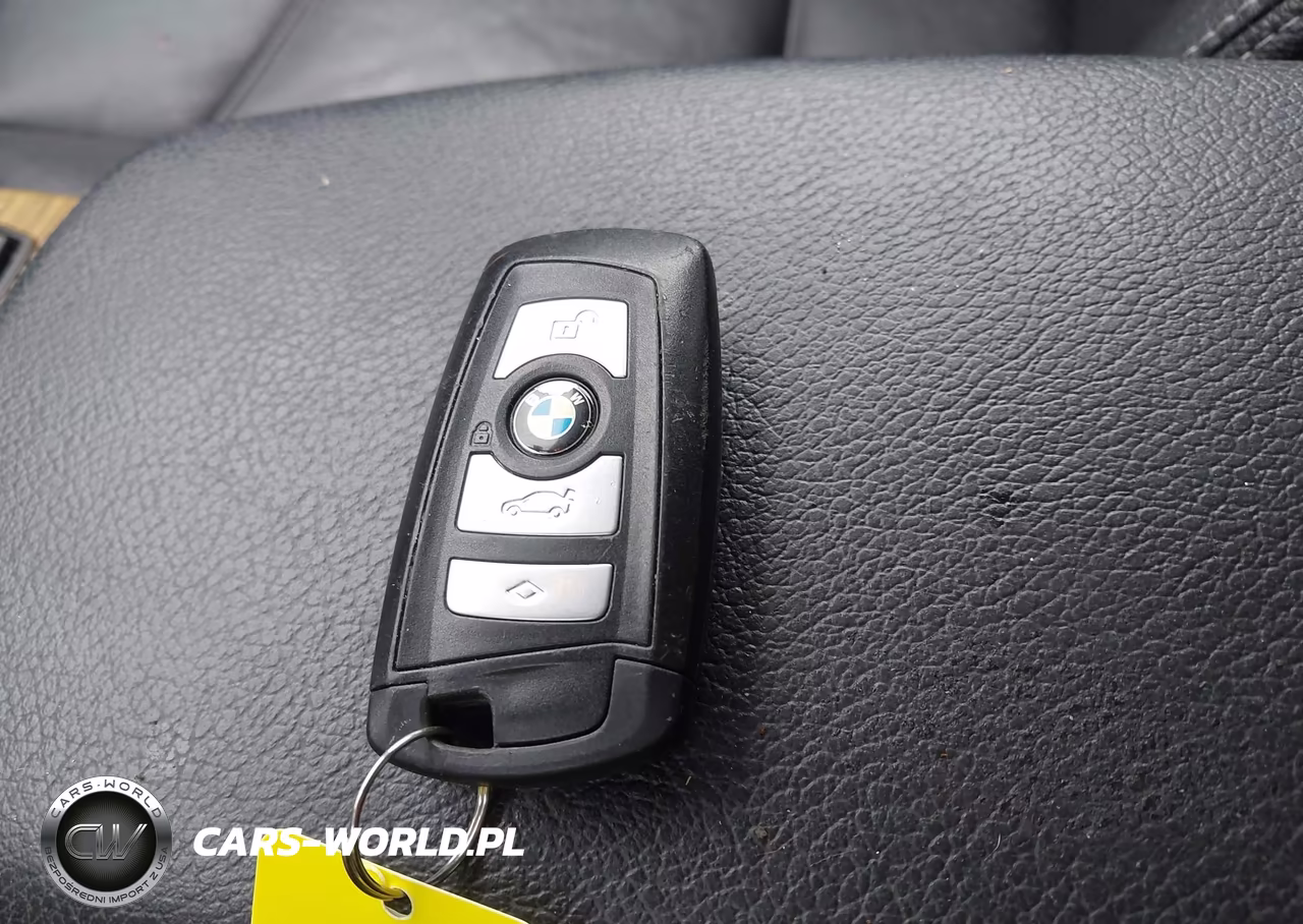 2011 BMW X3 xDrive28I VIN:5UXWX5C55BL703068 - 11