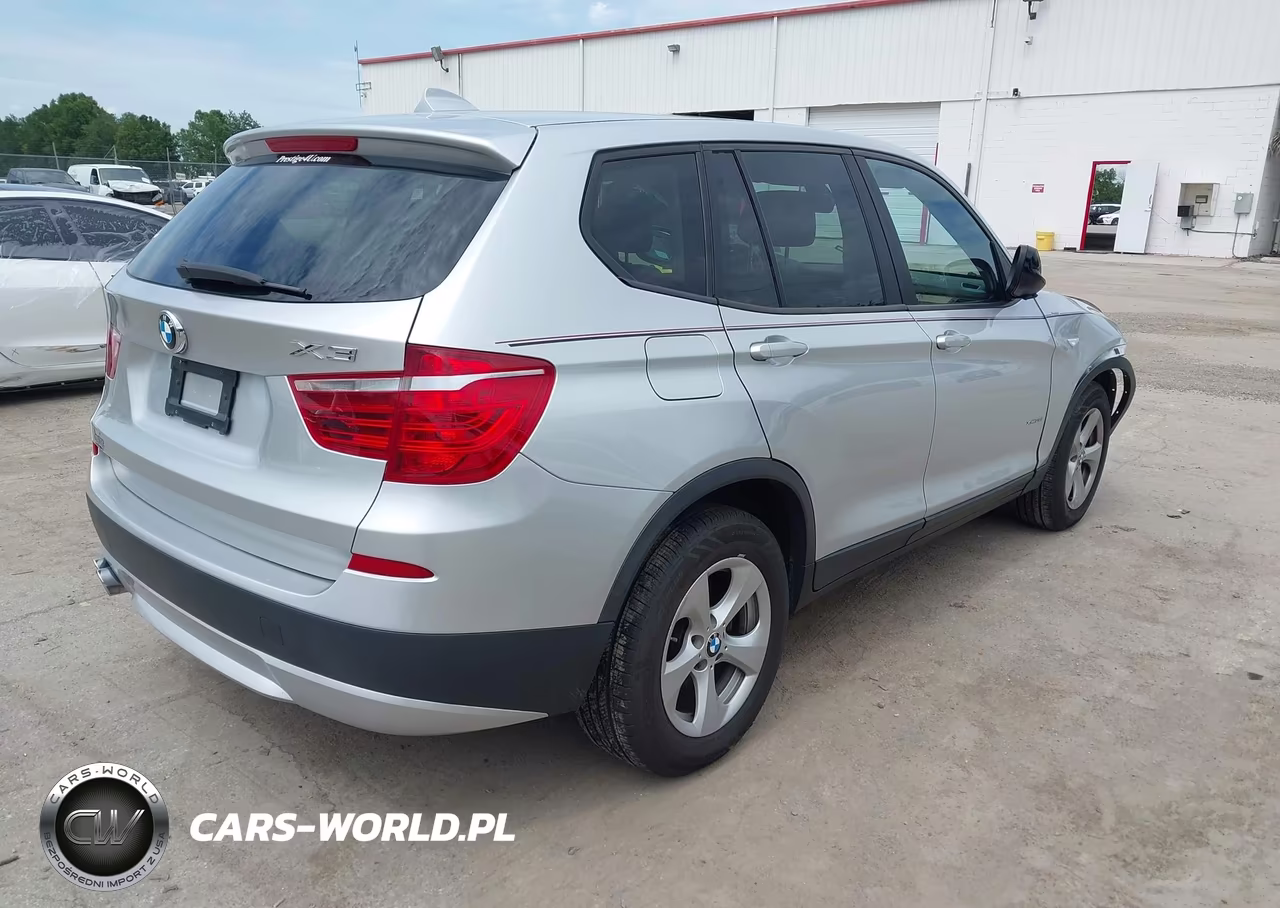 2011 BMW X3 xDrive28I VIN:5UXWX5C55BL703068 - 4