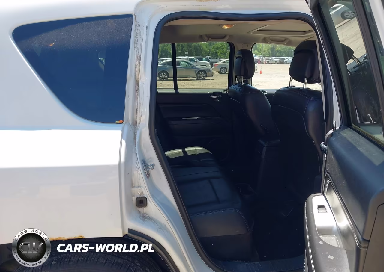 2016 Jeep Compass High Altitude Edition VIN:1C4NJDEB4GD708808 - 8