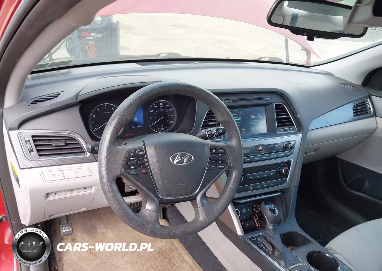 2017 Hyundai Sonata Sport VIN:5NPE34AF2HH454515 - 18