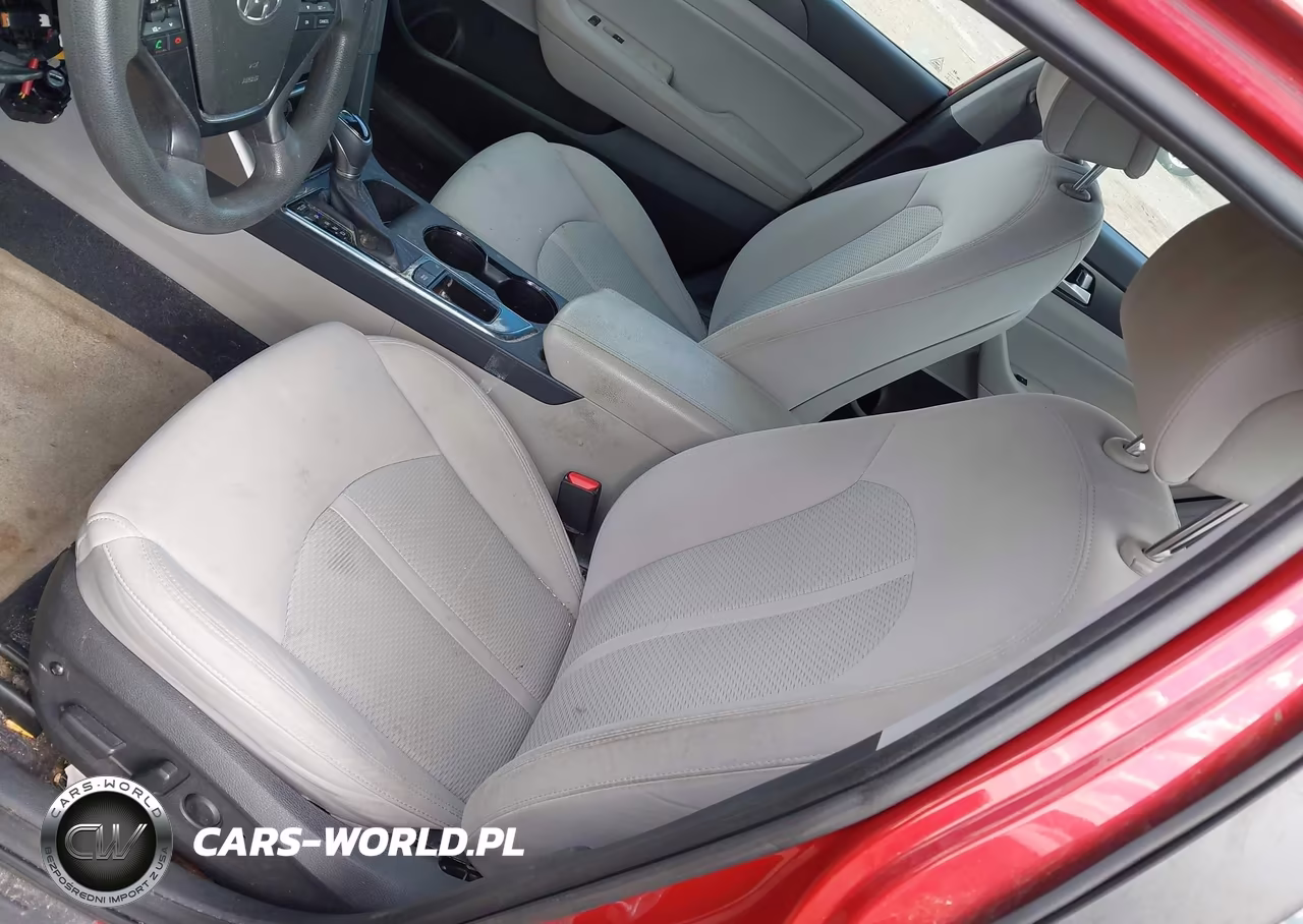 2017 Hyundai Sonata Sport VIN:5NPE34AF2HH454515 - 19