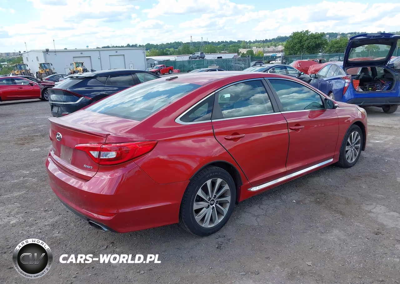 2017 Hyundai Sonata Sport VIN:5NPE34AF2HH454515 - 4