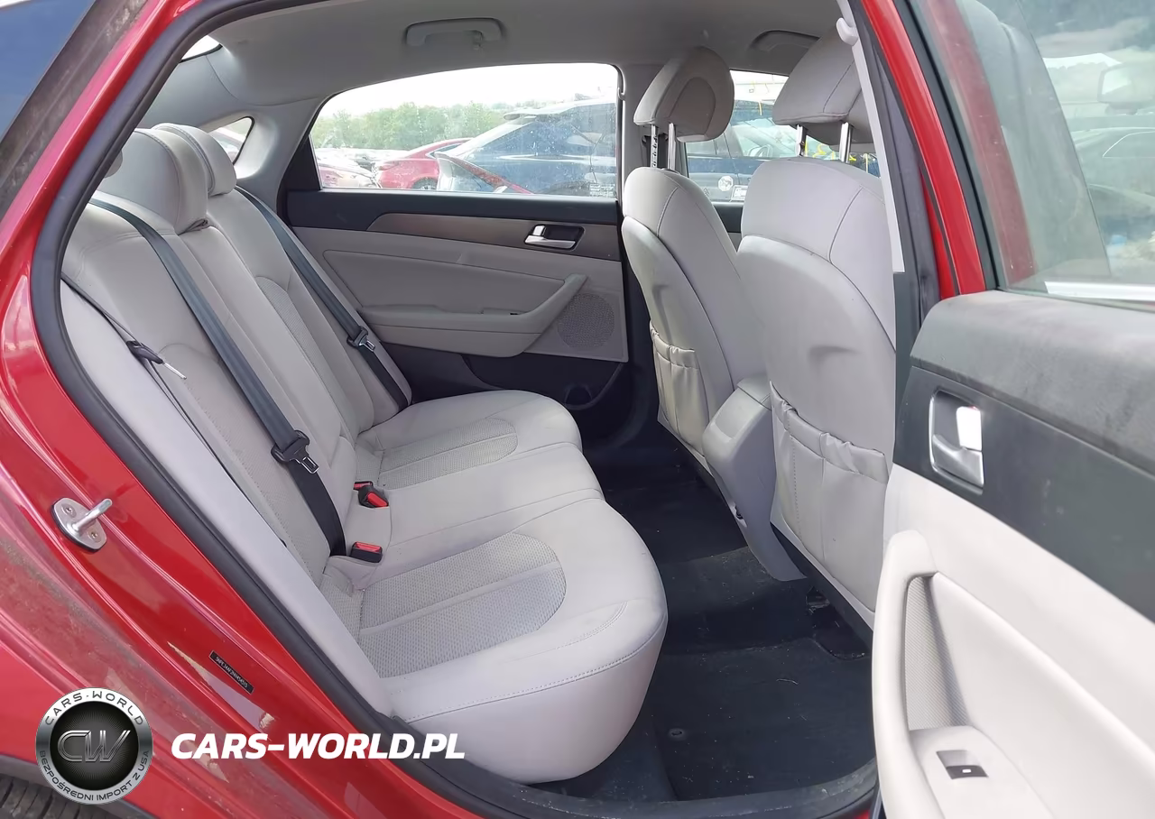 2017 Hyundai Sonata Sport VIN:5NPE34AF2HH454515 - 8